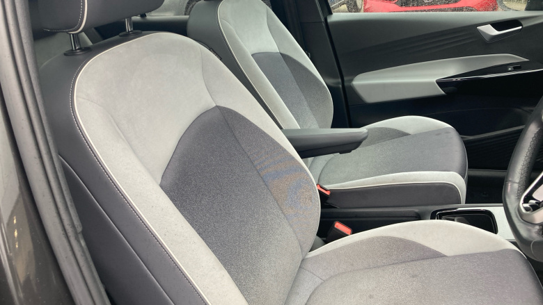 Volkswagen ID.3 150kW Family Pro Performance 58kWh 5dr Auto Electric Hatchback